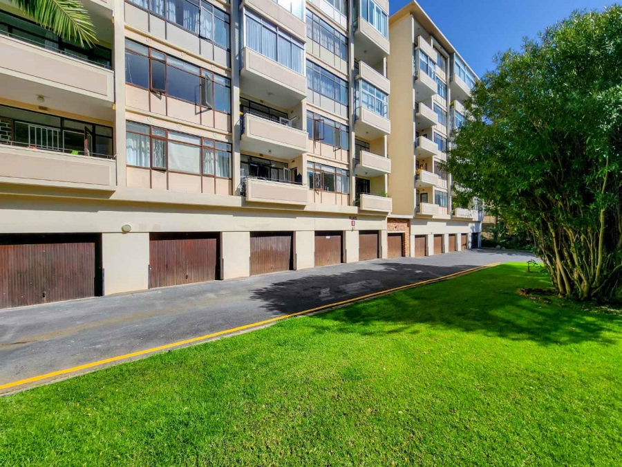 0 Bedroom Property for Sale in Sea Point Western Cape
